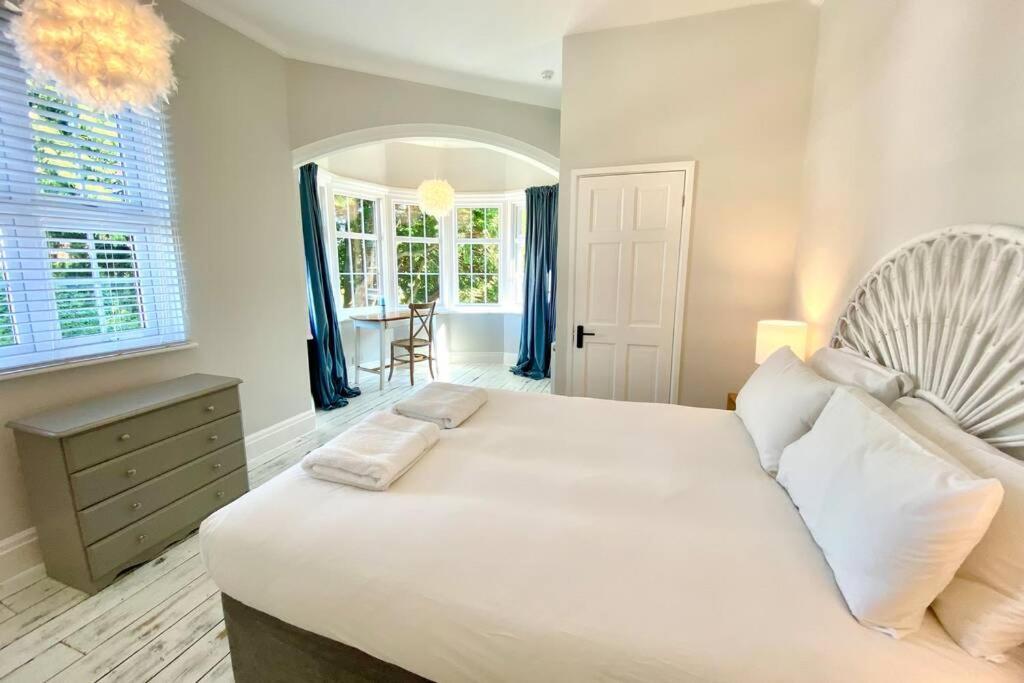 Cleveland House - Perfect For Beaches And Town. Bournemouth Zewnętrze zdjęcie